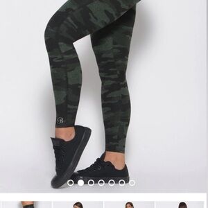 Bombshell sportswear leggings